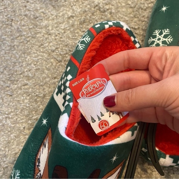 Rudolph The Red Nosed Reindeer Plush Slippers NEW Sz 7 8 9 10 - Picture 8 of 9